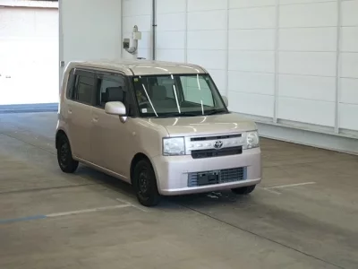 Toyota PIXIS SPACE