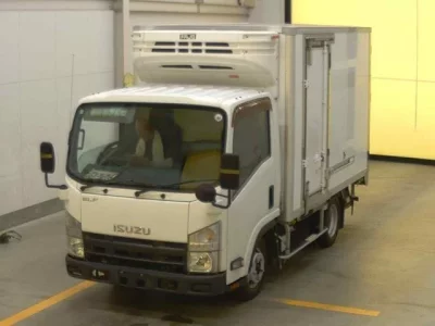Isuzu ELF