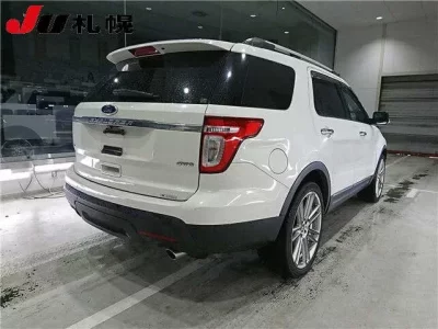 Ford EXPLORER