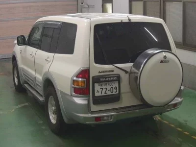 Mitsubishi PAJERO