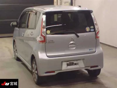 Mitsubishi EK CUSTOM