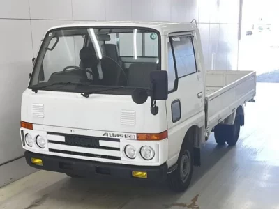 Nissan ATLAS