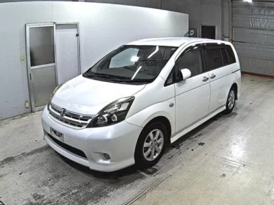 Toyota ISIS
