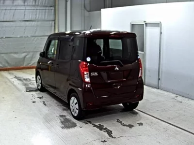 Mitsubishi EK SPACE