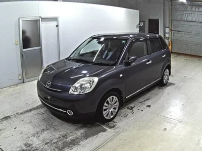 Mazda VERISA