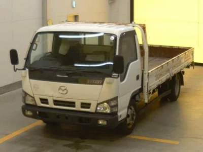 Mazda TITAN
