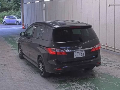 Nissan LAFESTA