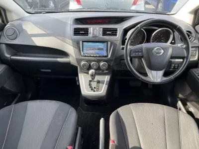 Nissan LAFESTA