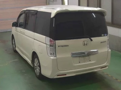 Honda STEP WAGON