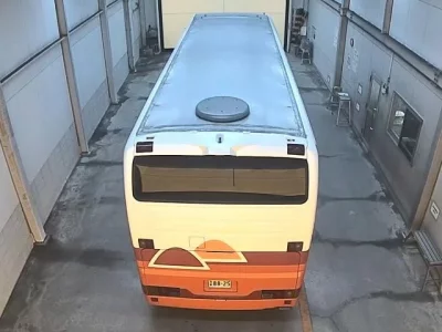 Isuzu BUS