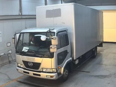 Nissan CONDOR