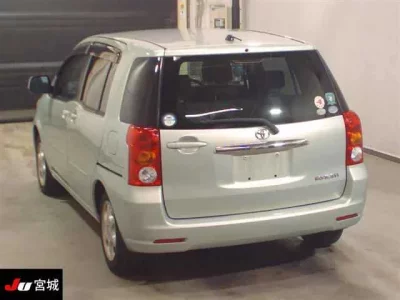Toyota RAUM