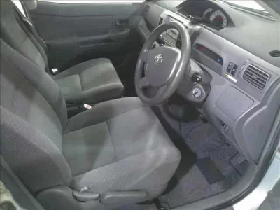 Toyota RAUM