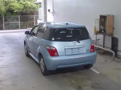 Toyota IST