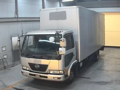 Nissan CONDOR