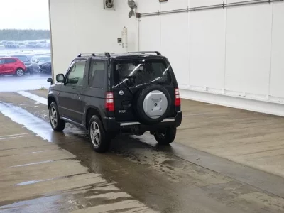Nissan KIX