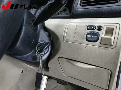 Toyota COROLLA RUNX