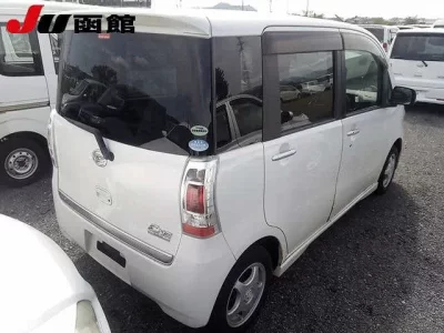 Daihatsu TANTO EXE