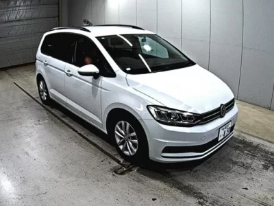 Volkswagen GOLF TOURAN
