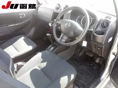 Nissan KIX