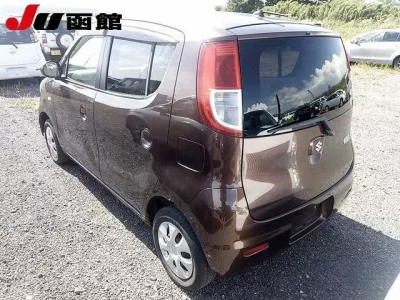 Suzuki MRWAGON