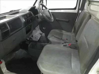 Nissan CLIPPER TRUCK