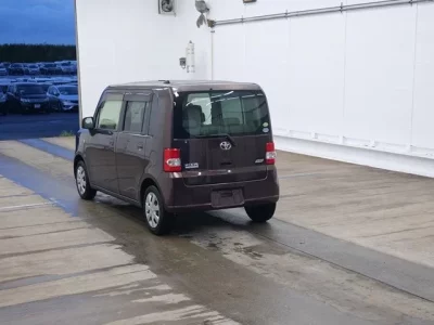 Toyota PIXIS SPACE