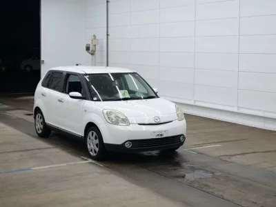 Mazda VERISA