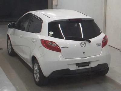 Mazda DEMIO