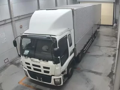 Isuzu TRUCK