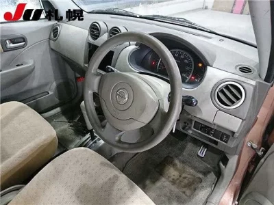 Nissan PINO
