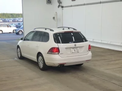 Volkswagen GOLF VARIANT
