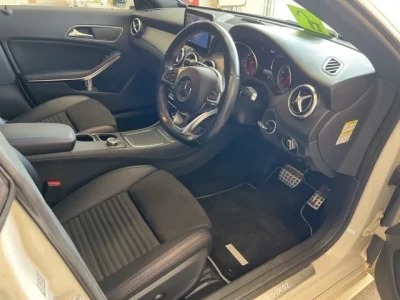 Mercedes-Benz CLA CLASS