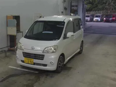Daihatsu TANTO EXE