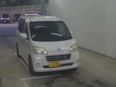 Daihatsu TANTO EXE