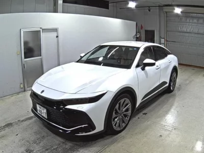 Toyota CROWN CROSSOVER