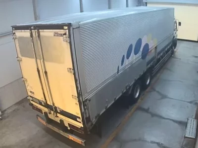 Isuzu TRUCK