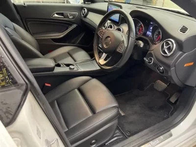 Mercedes-Benz CLA CLASS