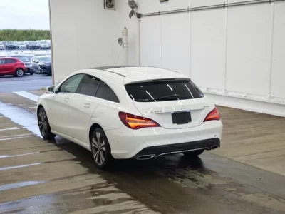 Mercedes-Benz CLA CLASS
