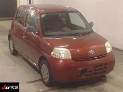 Daihatsu Esse