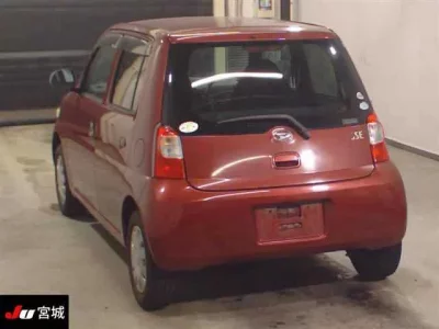 Daihatsu Esse