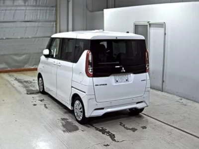 Mitsubishi EK SPACE