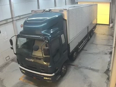 Isuzu TRUCK