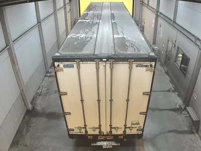 Isuzu TRUCK