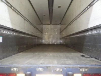 Isuzu TRUCK