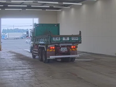 Isuzu GIGA
