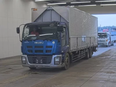 Isuzu GIGA