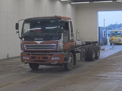 Isuzu GIGA