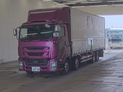 Isuzu GIGA