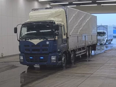 Isuzu GIGA